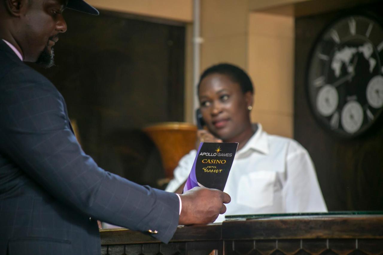 Yaahot Hotel Yaounde Luaran gambar