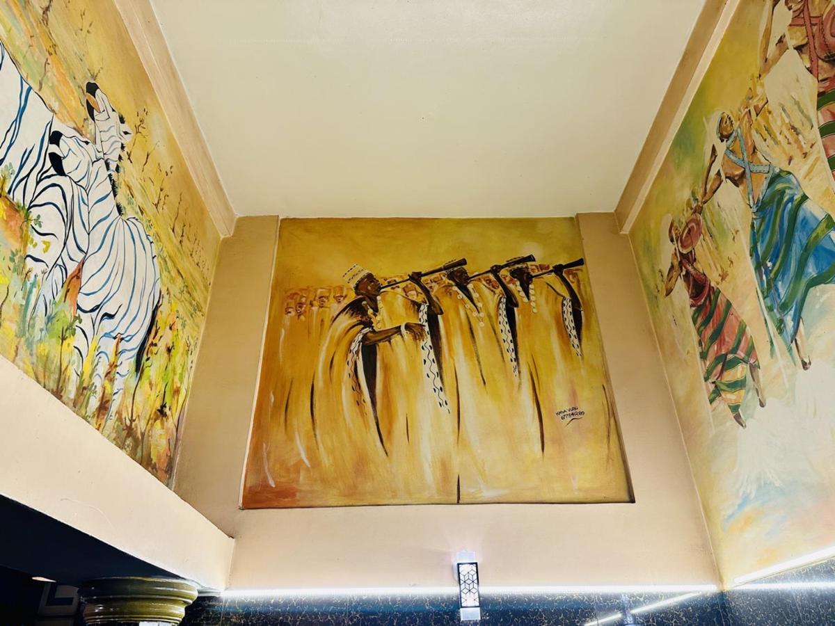 Yaahot Hotel Yaounde Luaran gambar